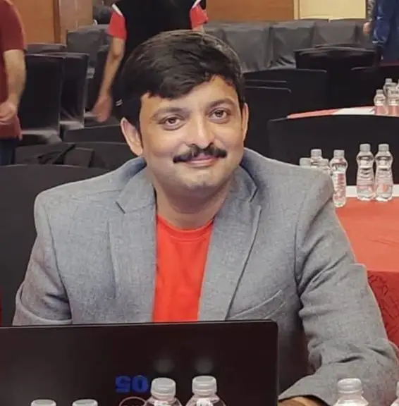 H V Raghavendra